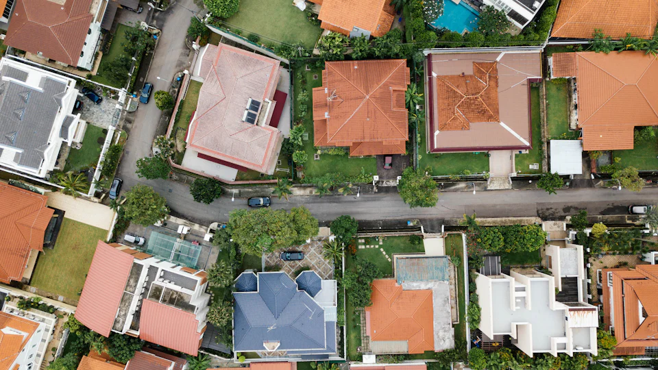 Plots and rooftops seen from directly overhead